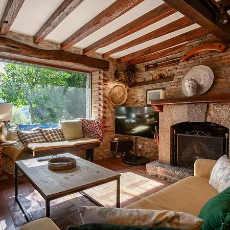 Chalet El Jardin Escondido De Helgueras