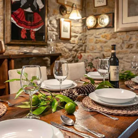 Ruralia El Jardin Escondido De Helgueras, Cantabria Chalet