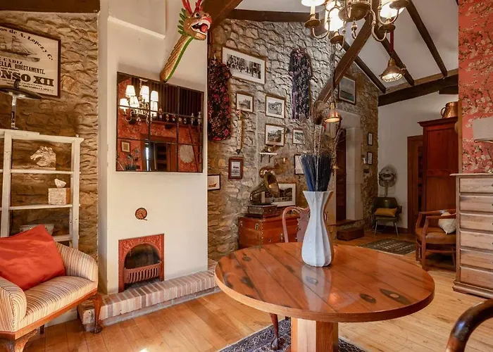 Ruralia El Jardín Escondido De * Helgueras